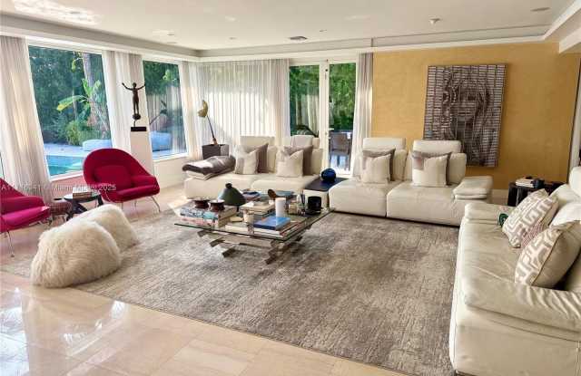 1670 Daytonia Rd - 1670 Daytonia Road, Miami Beach, FL 33141