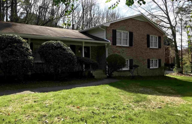 2576 SW peyton woods - 2576 Peyton Woods Trl SW, Atlanta, GA 30311