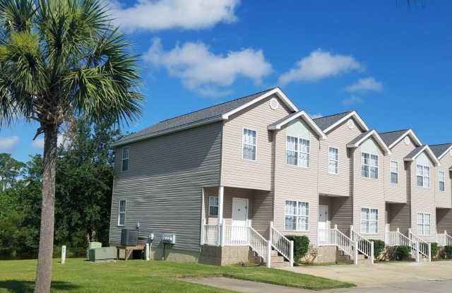 15300 Dismuke Ave Gallery 2