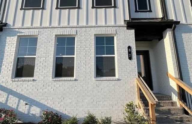 87 Constitution Avenue Gallery 1