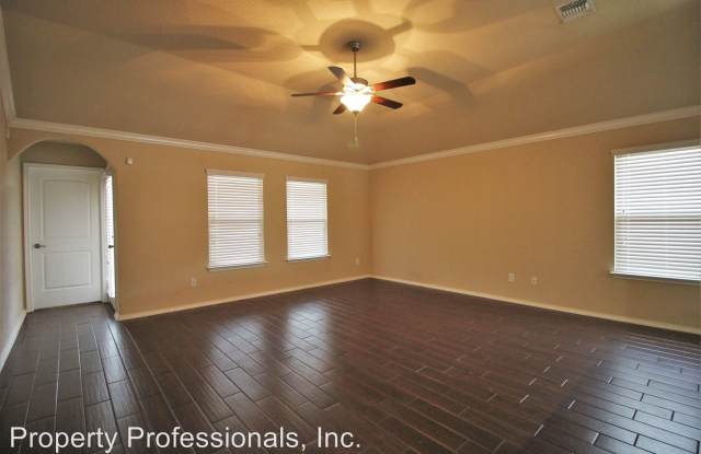 249 Primrose Gallery 3