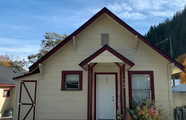 1 bedroom 1 bath house located in Kellogg, Idaho. photos photos