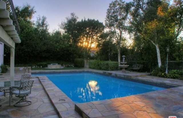 16547 PARK LANE Circle Gallery 3
