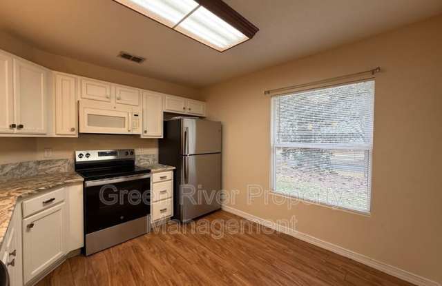 1800 Green Springs Circle Gallery 4