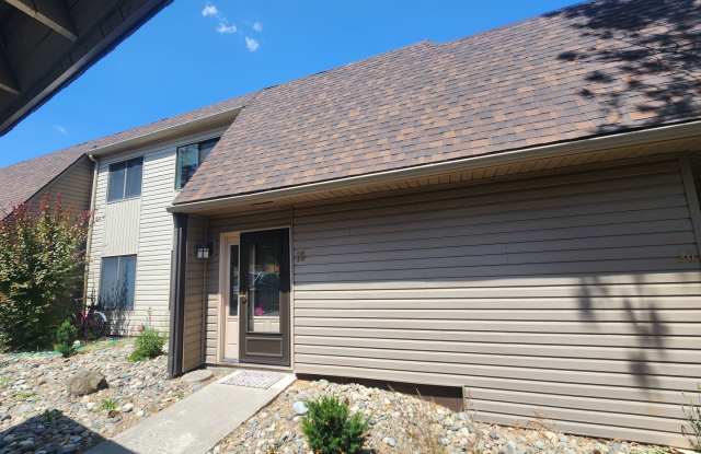 600 SW Crestview Street #19 photos photos
