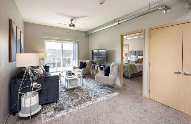 Lake Shore Apartments photos photos
