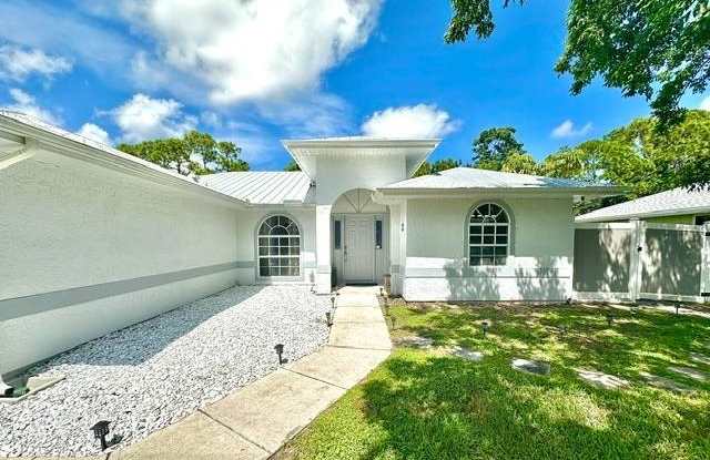 2279 SE Blossom Road photos photos