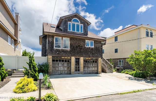 146 Sunset Lane photos photos