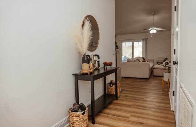 641 Territory Lane Gallery 3