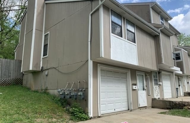 2813 Eaton St - 2813 Eaton Street, Kansas City, KS 66103