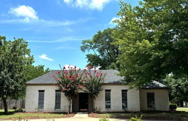 3808 Moores Lane - 3808 Moores Lane, Texarkana, TX 75503