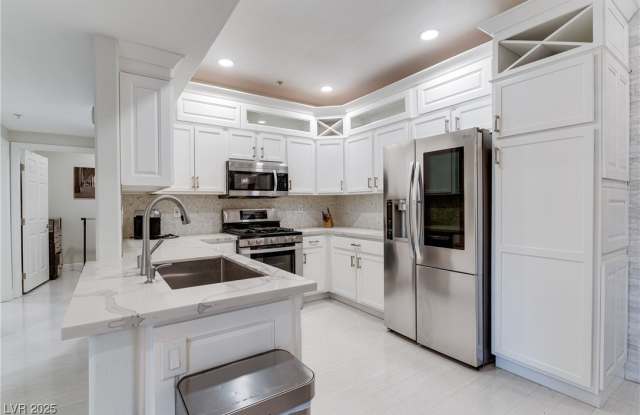 2291 W Horizon Ridge Parkway photos photos