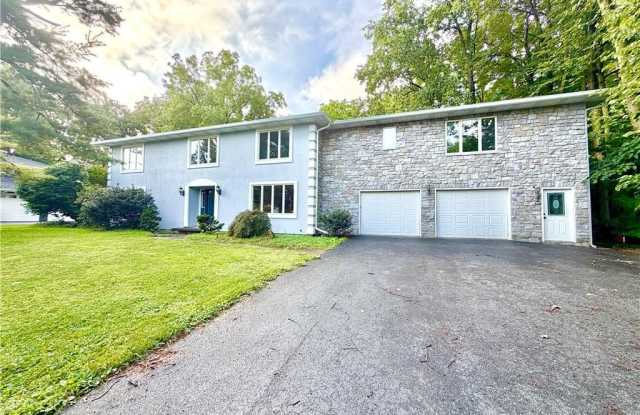 6133 Muhlenberg Court Gallery 2