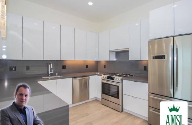 3 Bedroom + Bonus room/3.5 Bathroom Townhome | AMSI | Alexandr Metlinski photos photos