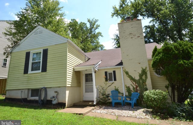 2301 GROVE AVENUE - 2301 Grove Avenue, McLean, VA 22046