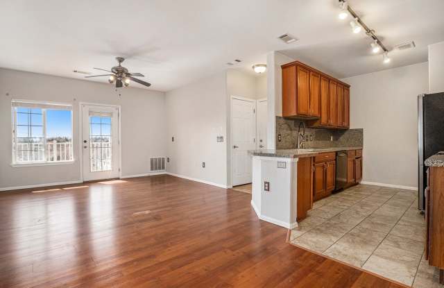 Beautiful 2BD 2Bath Condo with Views photos photos