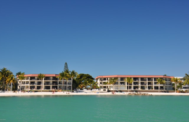 1001 W OCEAN Drive - 1001 West Ocean Drive, Key Colony Beach, FL 33050