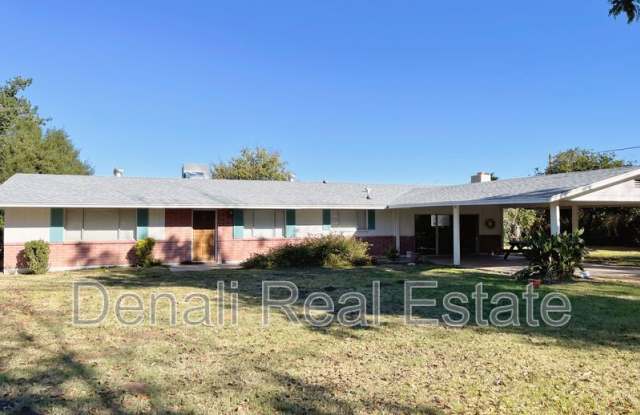 3202 E Vineyard Rd - 3202 East Vineyard Road, Phoenix, AZ 85042