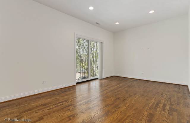 723 West 34th Street Gallery 3