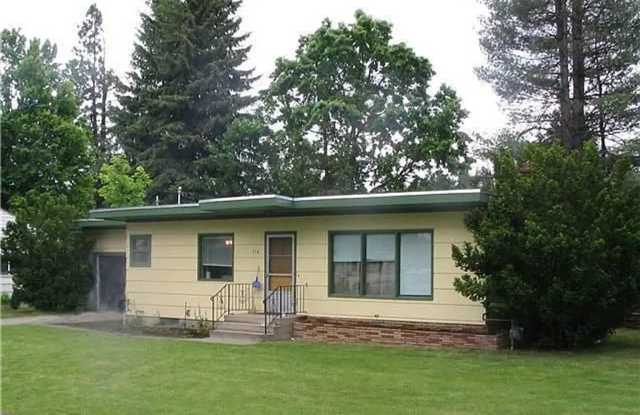 Charming 2 Bed, 1 Bath Downtown CDA Home photos photos