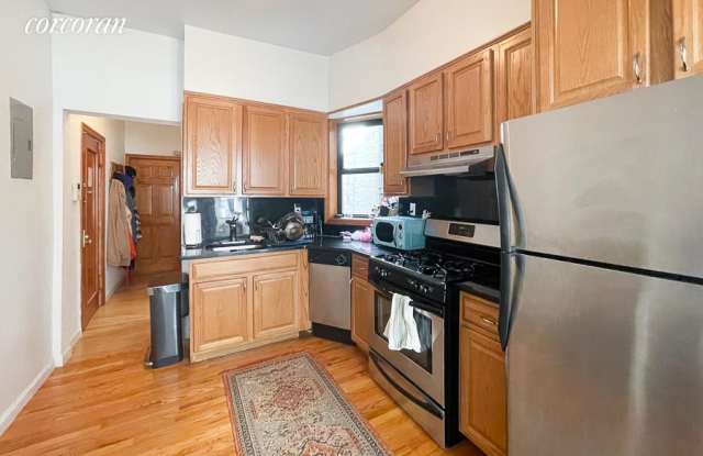 152 Columbus Avenue Gallery 3