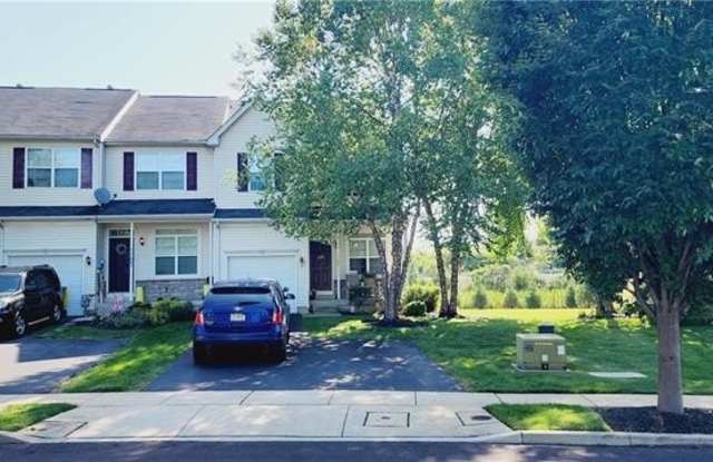 1165 Tudor Drive - 1165 Tudor Drive, Breinigsville, PA 18031