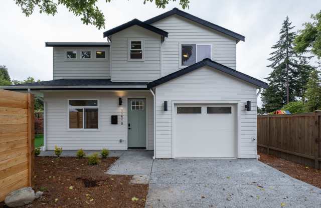 11518 16th Avenue Northeast photos photos