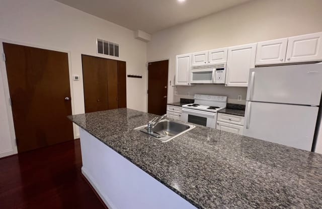 1001 Chestnut Street #302 West - 1001-13 Chestnut Street, Philadelphia, PA 19107