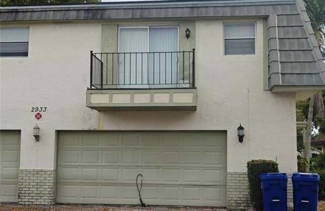 2933 NW 89 TE - 2933 Northwest 89th Terrace, Coral Springs, FL 33065
