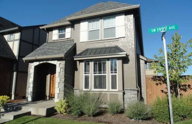 Beautiful 4 Bedroom Home Great Location - available NOW !!!! - 415 Southwest 199th Avenue, Washington County, OR 97006