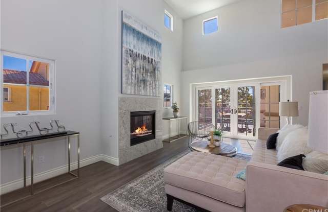 526 N Elena Gallery 2