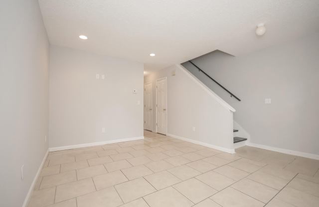9 Anderson Avenue unit: B Gallery 4