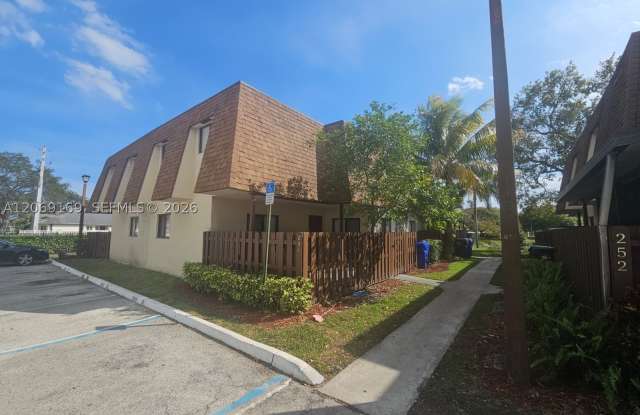 253 San Remo Blvd Gallery 2