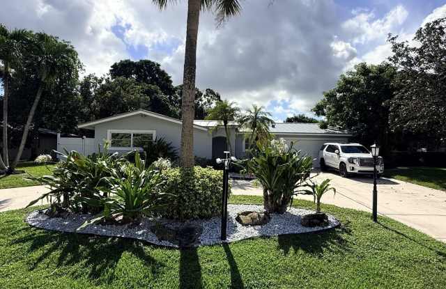 4188 LARCH Avenue Gallery 1