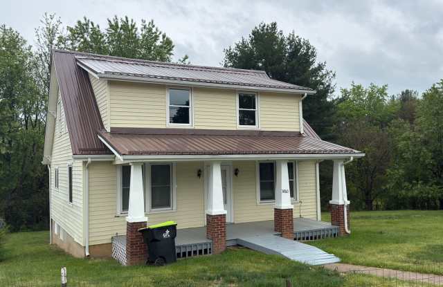 Pulaski, 4BR / 1.5 BA, available now photos photos