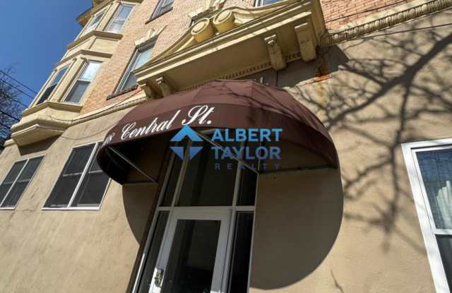 108 Central St. photos photos