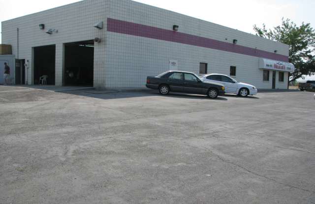 2441 Kimberly Rd Gallery 3