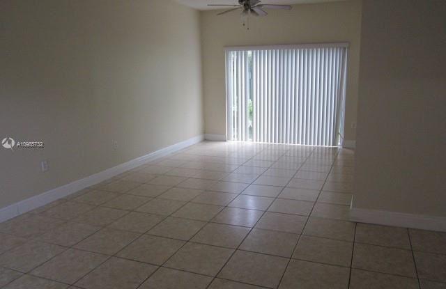 15365 SW 43rd Ter # 0 Gallery 4
