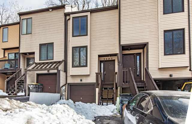 2 bedroom, 2.5 bath townhome in Pike Creek photos photos 2 bedroom, 2.5 bath townhome in Pike Creek photos photos