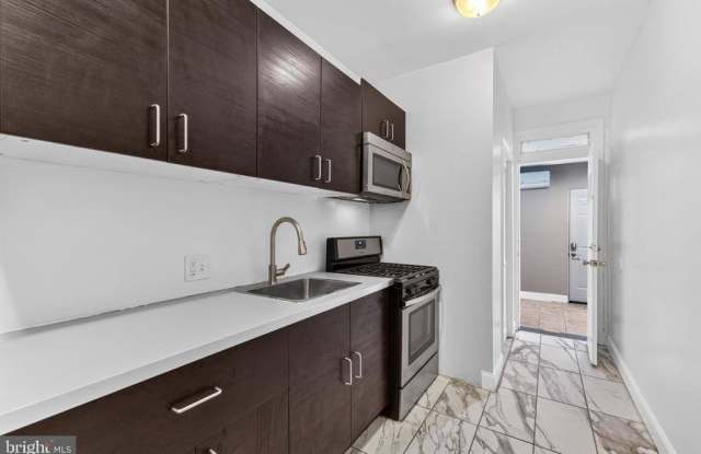 46 Quincy Place NE Gallery 1