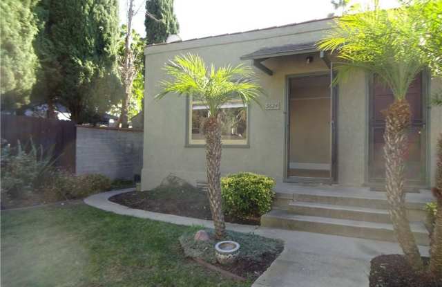 3624 E 6th Street photos photos