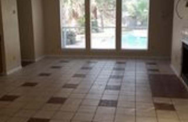 9850 Meadow Bend Ln Gallery 3