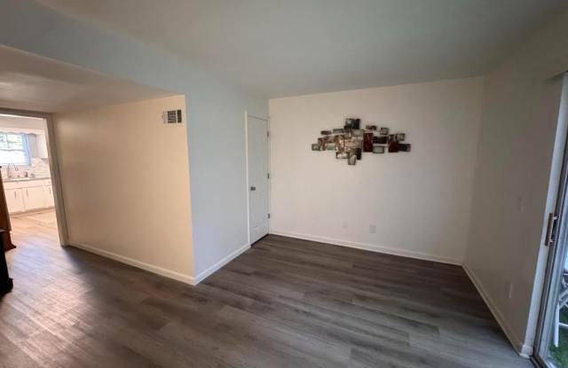 858 BEACON PARKWAY Gallery 4