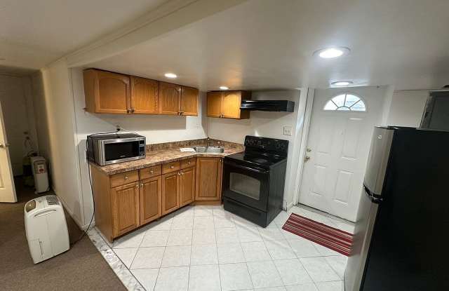 301 E 69th St - 301 East 69th Street, New York City, NY 10021