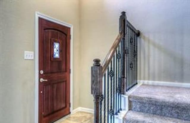 7 Bettina Lane - 7 Bettina, The Woodlands, TX 77382