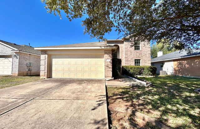 Beautiful 4-Bed Home with Open Floorplan, Game Room  Deck - 2408 Romeo Drive, Cedar Park, TX 78613