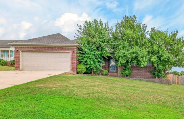 15 Lauren Cove photos photos