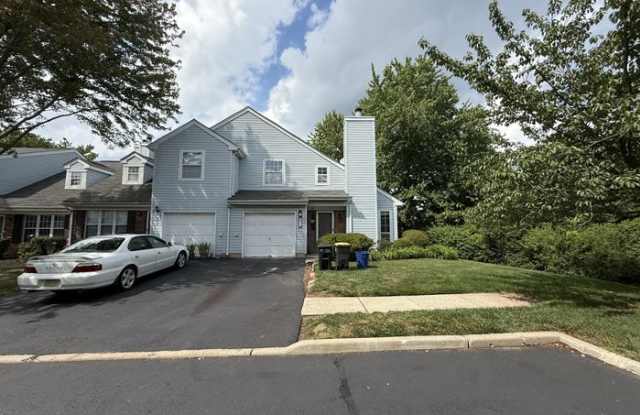 271 Edgeware Court photos photos