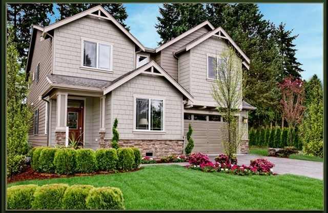 Amazing 4 beds, 2 dens, 2.75 baths in Kirkland.  Minutes to Microsoft/Costco photos photos
