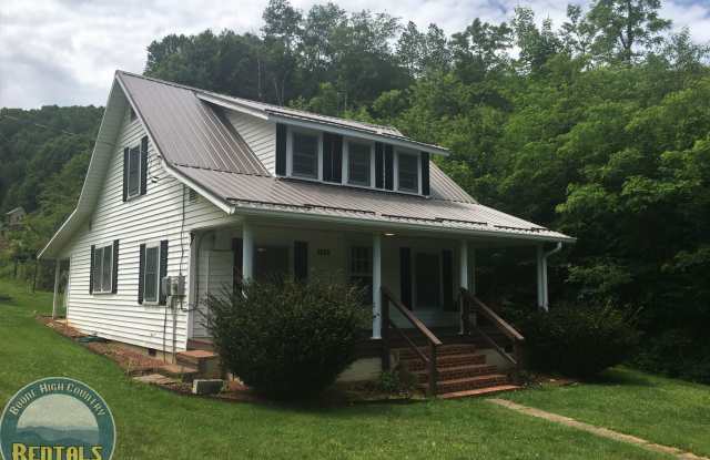 Historic Farmhouse in Vilas! Gallery 1